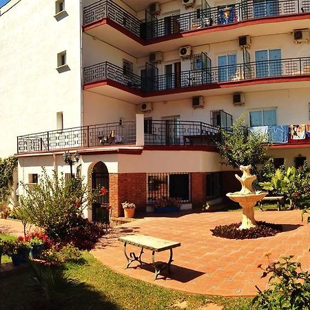 Hotel Carmen Teresa توريمولينوس المظهر الخارجي الصورة