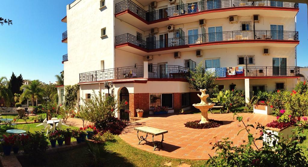 Hotel Carmen Teresa توريمولينوس المظهر الخارجي الصورة
