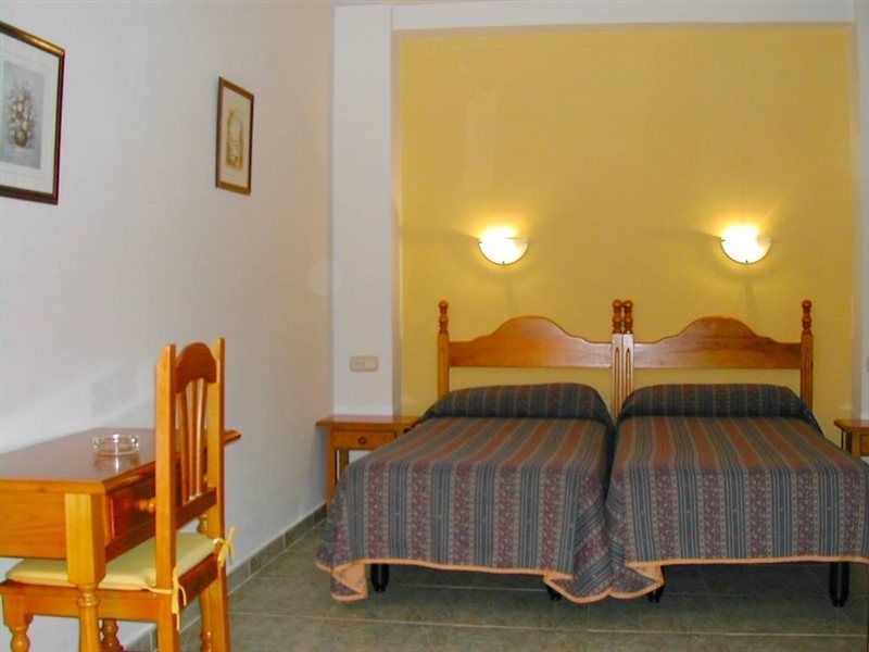 Hotel Carmen Teresa توريمولينوس المظهر الخارجي الصورة