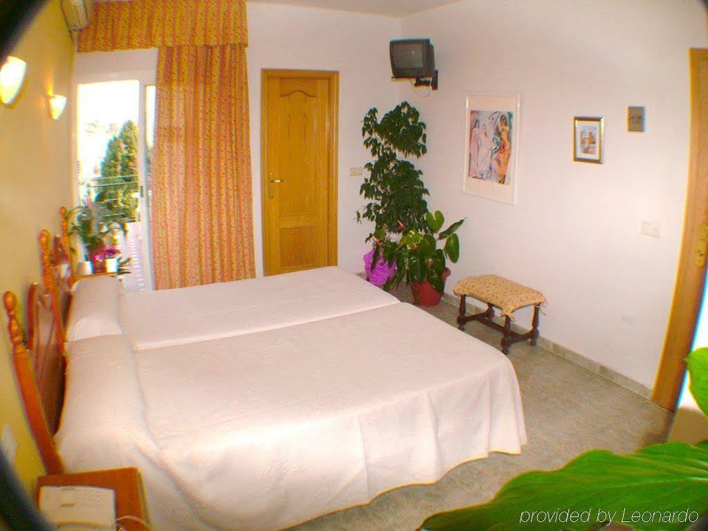 Hotel Carmen Teresa توريمولينوس المظهر الخارجي الصورة